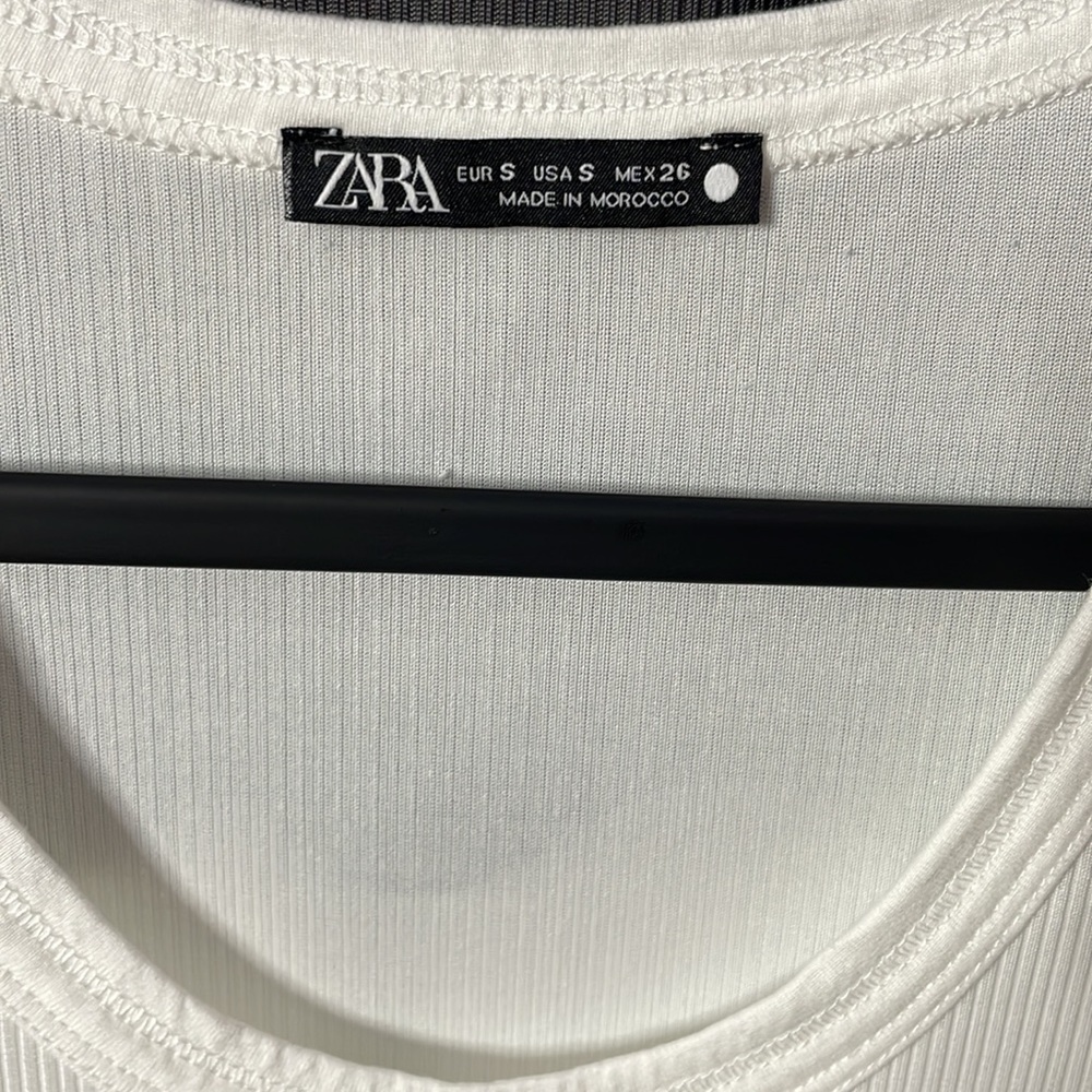 Zara bundle Crop tops S (White&Stonegrey) - Picture 3 of 7